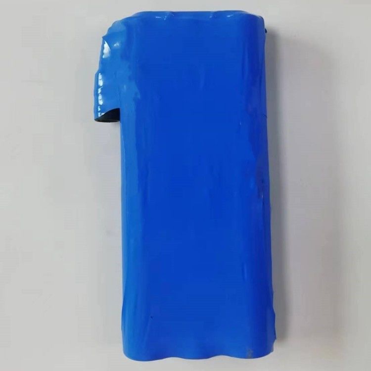 3S2P 21700 batterie 11,1V 10000mAh taille à deux couches avec connecteur à baril aucun fil ne sort