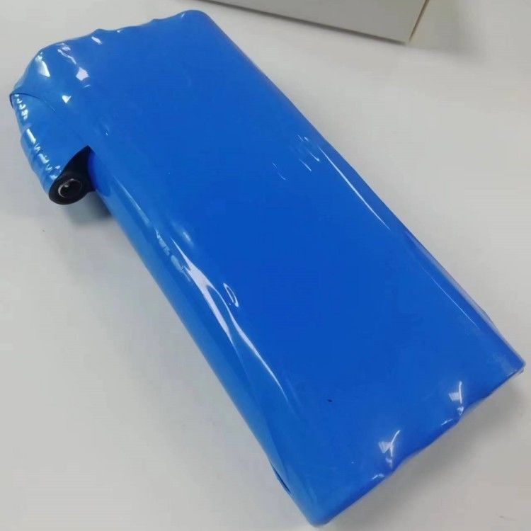 3S2P 21700 batterie 11,1V 10000mAh taille à deux couches avec connecteur à baril aucun fil ne sort