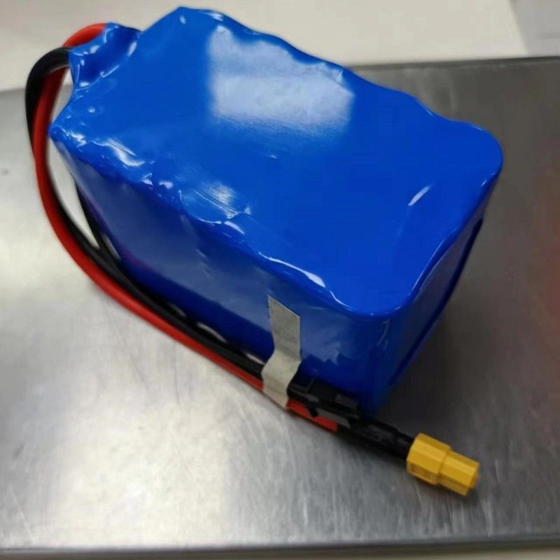 Batterie personnalisée 18.5V 7500mAh 5S3P 18650 Batterie Li-Ion avec connecteur BMS XT60