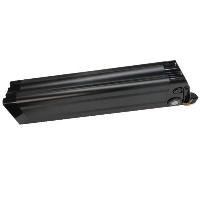 Batterie de poisson argenté 48V 15Ah pour ebike avec port de charge 3P Cannon Head