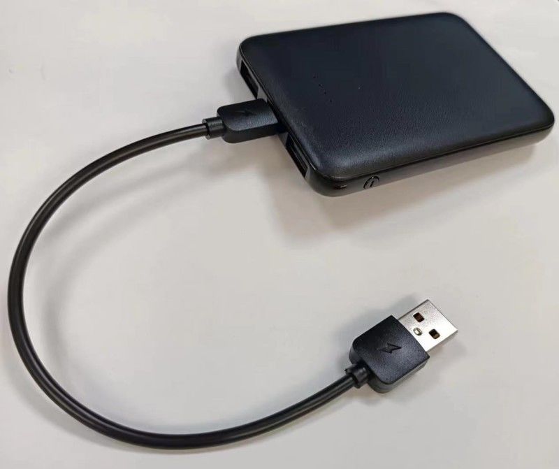 Mini Powerbank plus rapide 4000mAh 5V 2A Super Slim Battery Power Bank taille de paume
