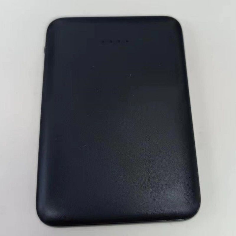 Mini Powerbank plus rapide 4000mAh 5V 2A Super Slim Battery Power Bank taille de paume