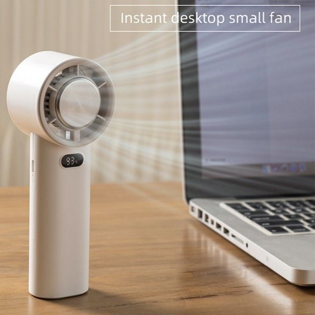 Ventilateur de refroidissement par glace à régulation de vitesse sans pas 13000 tours par minute Ventilateur portable à main sans lame 3600mAh