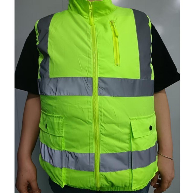 Veste de sécurité verte avec ventilateur de refroidissement Veste réfléchissante Hi Vis et ventilateurs pour les travailleurs de la sécurité routière