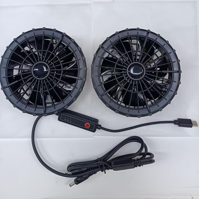 Ventilateur de refroidissement d'air 5V 2 pièces à l'intérieur du t-shirt pour les travailleurs à l'extérieur avec prise de type C