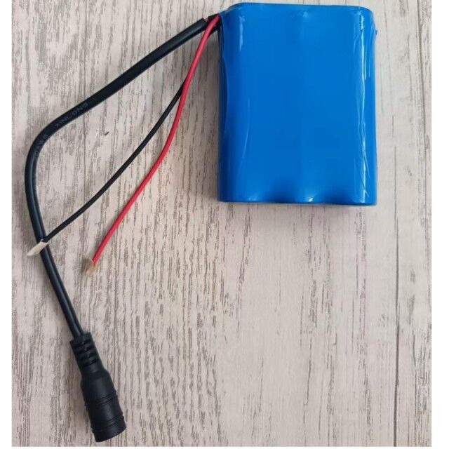 Bloc-batteries personnalisé 11,1 V 12 V 18650 3s1p 12 V 3,5 Ah avec prise CC pour bande lumineuse LED